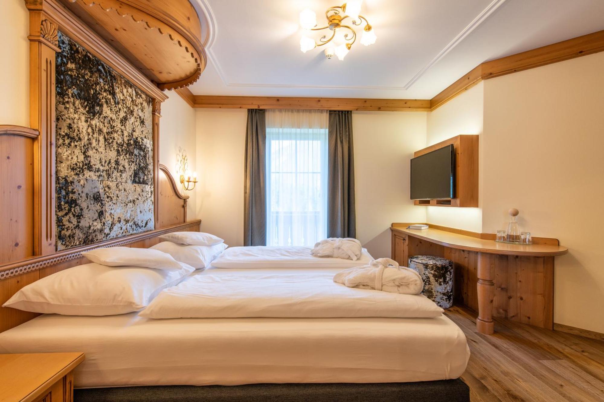 Hotel Albion Mountain Spa Resort Dolomites Ορτιζέι Εξωτερικό φωτογραφία